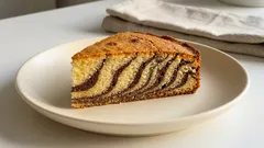 Dwukolorowe ciasto z kaszy manny na kefirze – puszyste i długo świeże